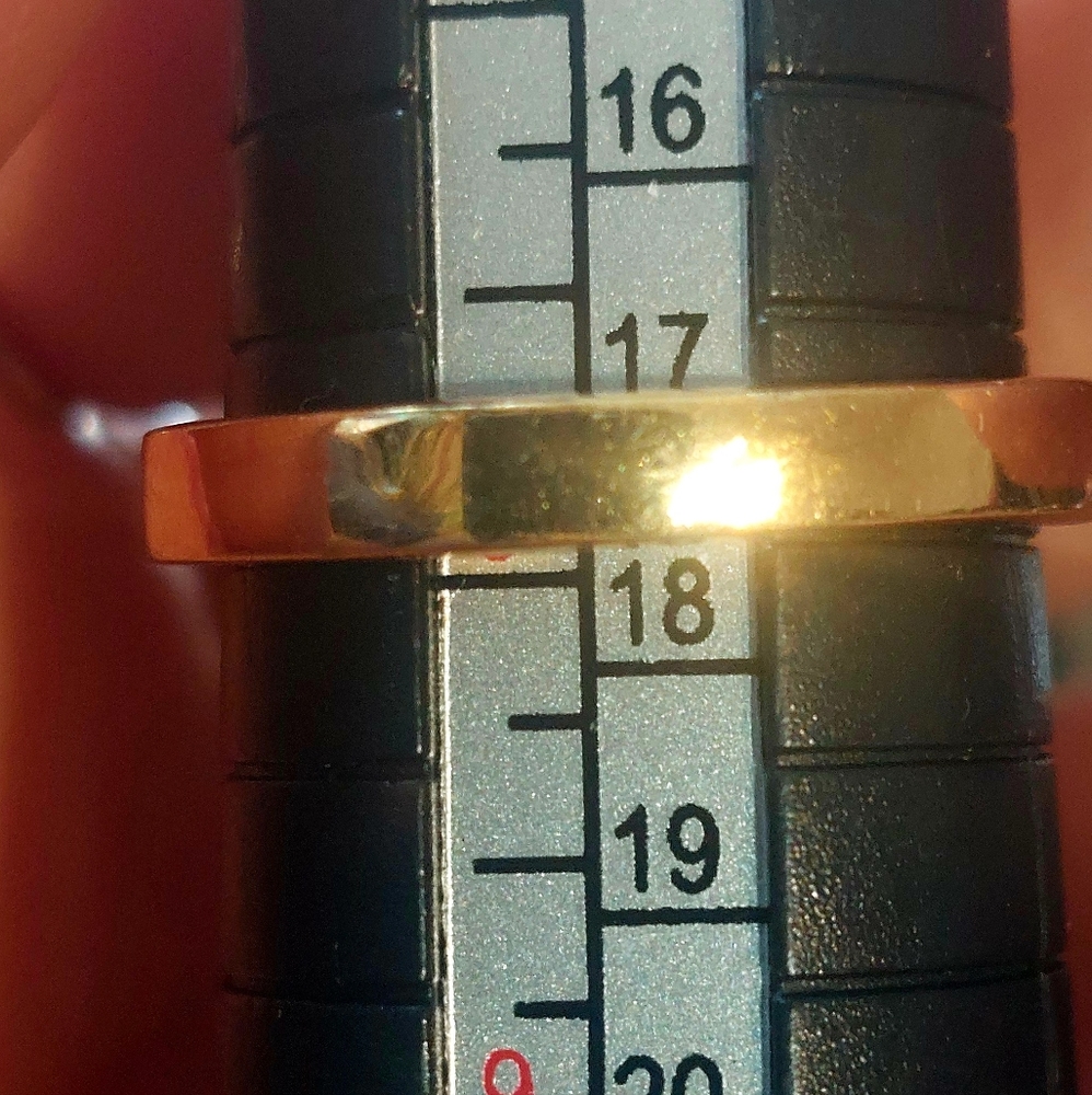 Size8 goldtone 14kge edco ring super sparkly rhinestones - Picture 5 of 13